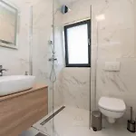 Valy With Heated Pool * Privlaka (Zadar)