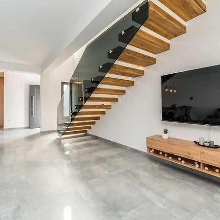 Valy With Heated Pool Villa Privlaka (Zadar)