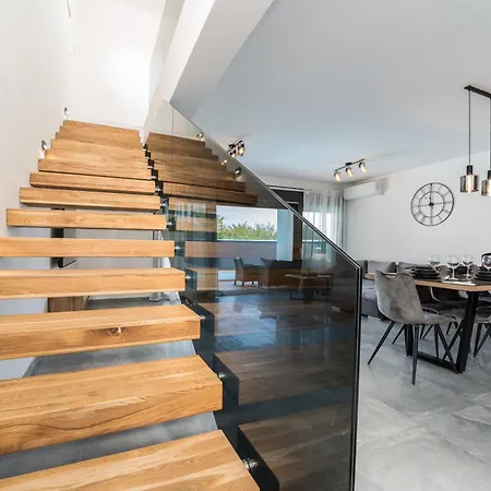 Villa Valy With Heated Pool *