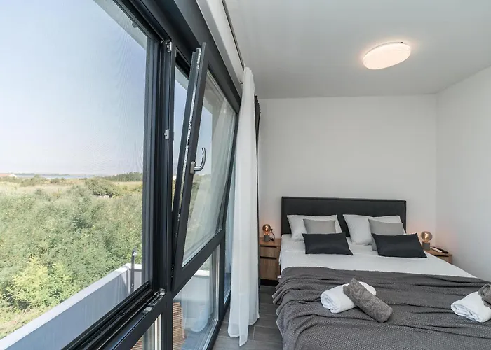 Valy With Heated Pool Villa *