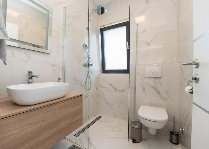 Valy With Heated Pool * Privlaka (Zadar)