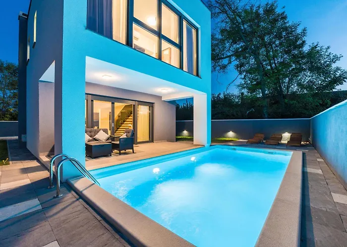 Valy With Heated Pool Villa Privlaka (Zadar)