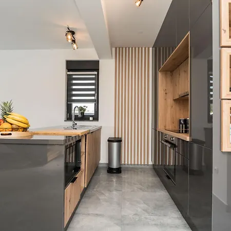 וילה Valy With Heated Pool פריבלאקה