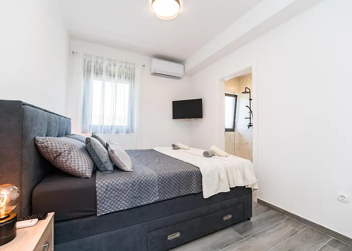 Vila Valy With Heated Pool