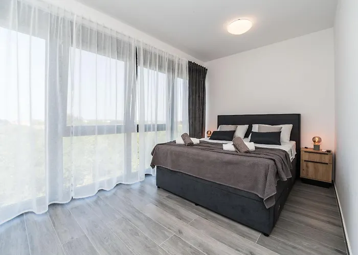 וילה Valy With Heated Pool פריבלאקה